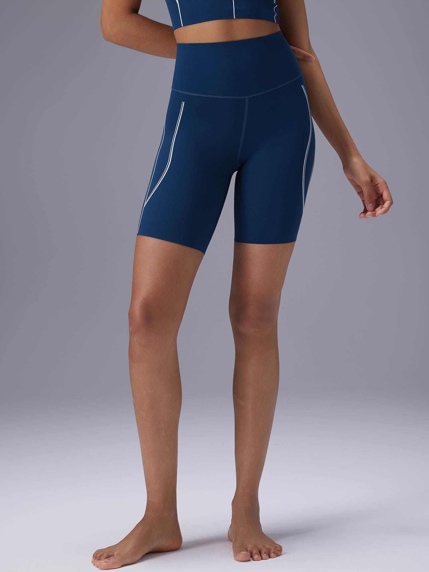 8" High Rise Stripe Print Shorts | Strait Blue / S (4-6)